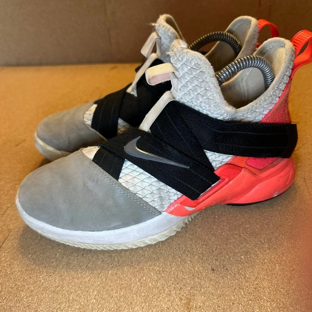 Nike LeBron Soldier 12 GS Grey Crimson Kids Basketball Shoes‎ AQ2910-102 Size 5Y